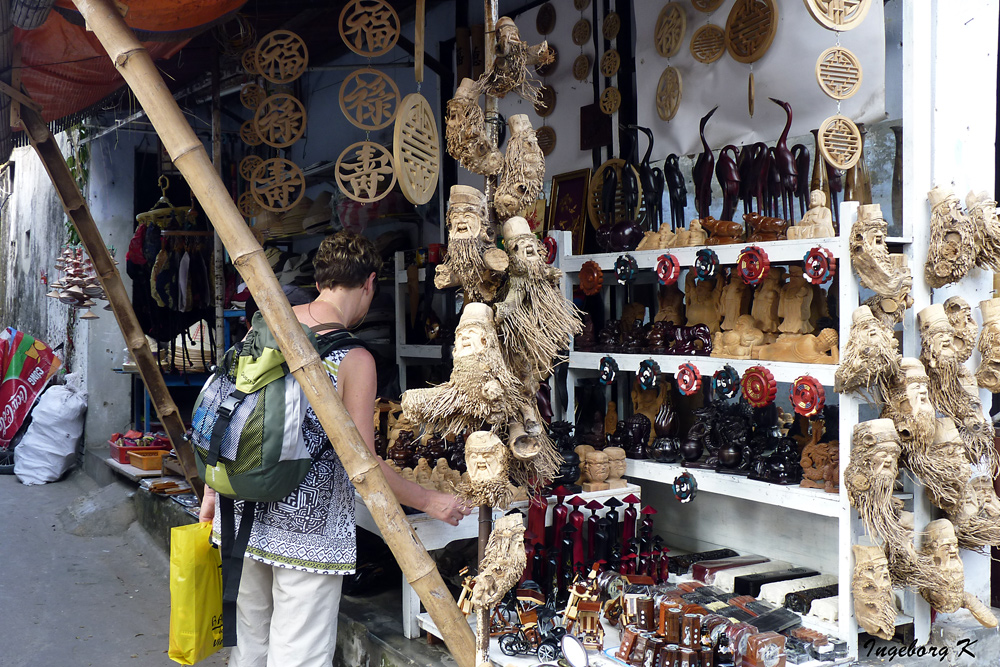 Hoi An - Verkaufsstand für Kunstwerke