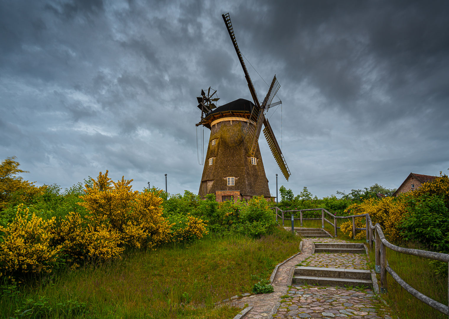 Holländerwindmühle in Benz