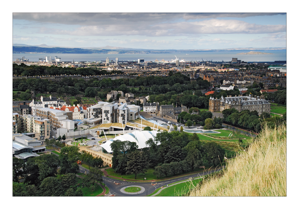 Hollyrood Palace and the Scottish Parliament