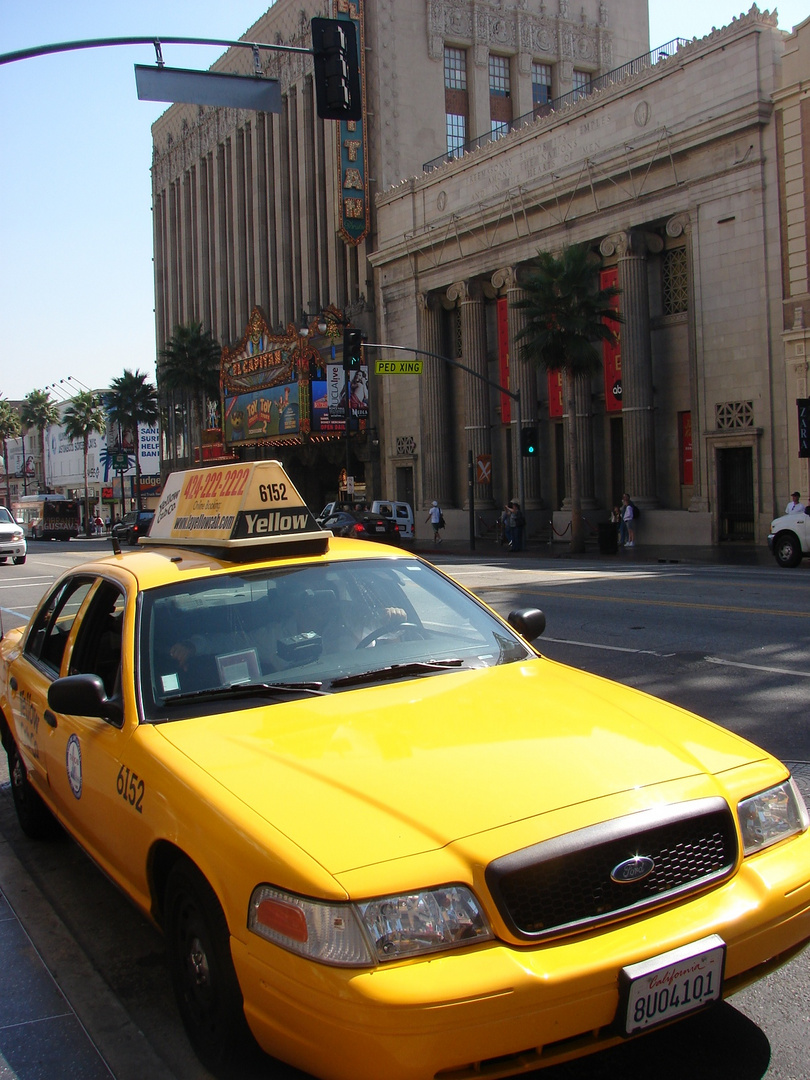 Hollywood Taxi