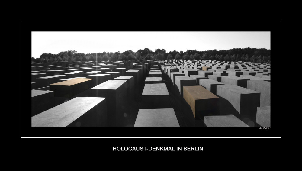 HOLOCAUST-DENKMAL IN BERLIN