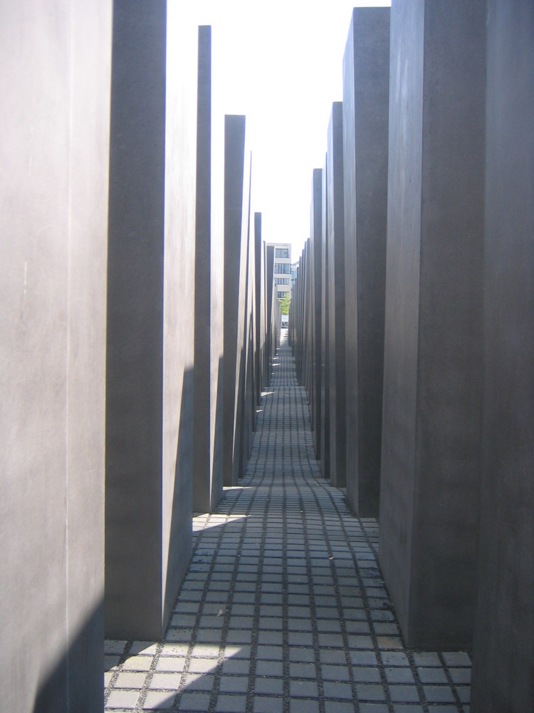 Holocaust Memorial