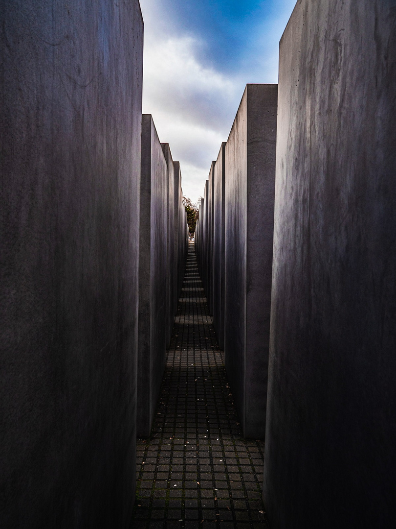 Holocaust Memorial