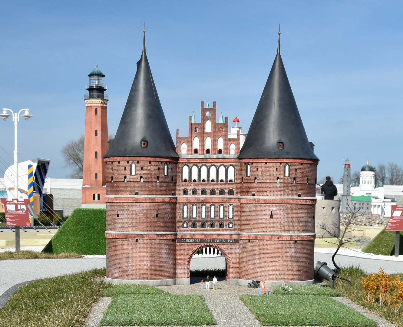 Holstentor im Miniaturpark 