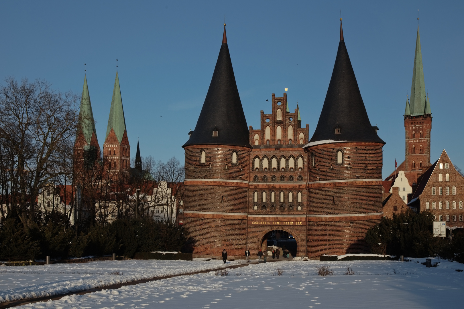 Holstentor im Winter