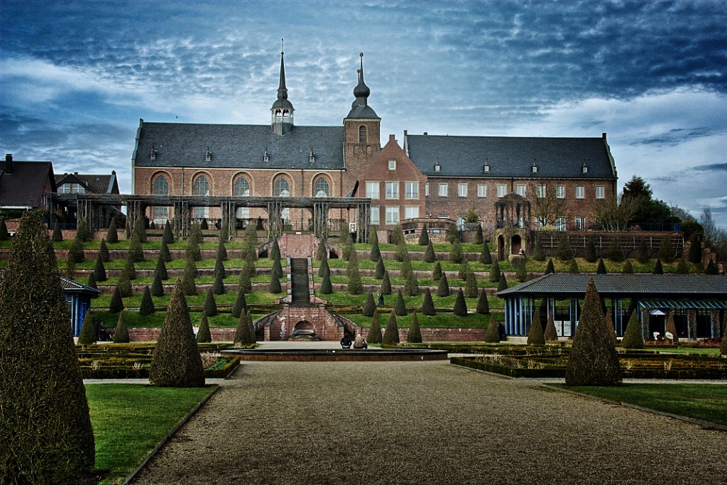 Holy Garden Abbey Kamp