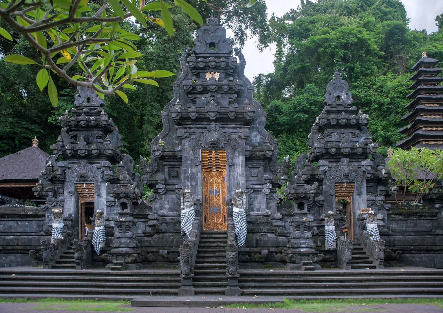 Holy gate to Pura Goa Lawah