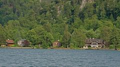 Holz und Stein