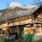 Holz vor der Hütte