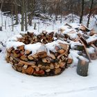 Holz vor der Hütte