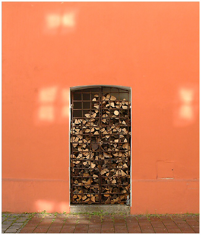 "Holz vor der Hütte" ...