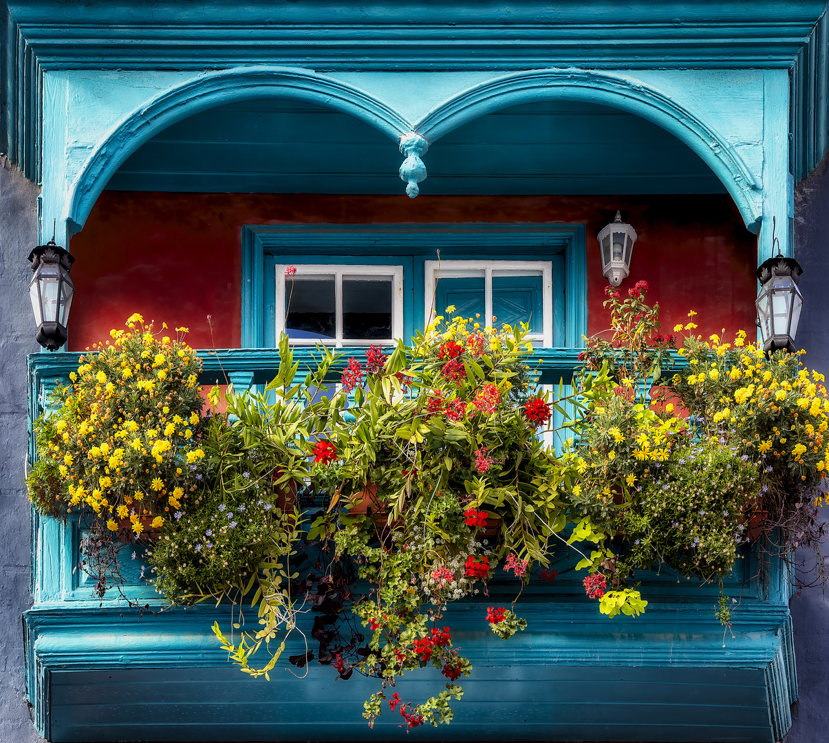 Holzbalkon