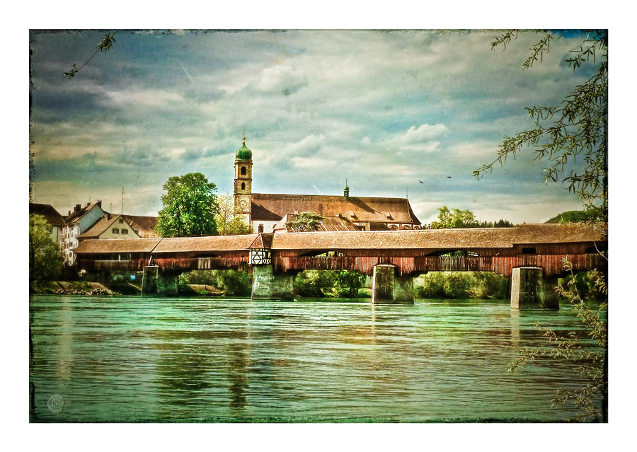 Holzbrücke ...