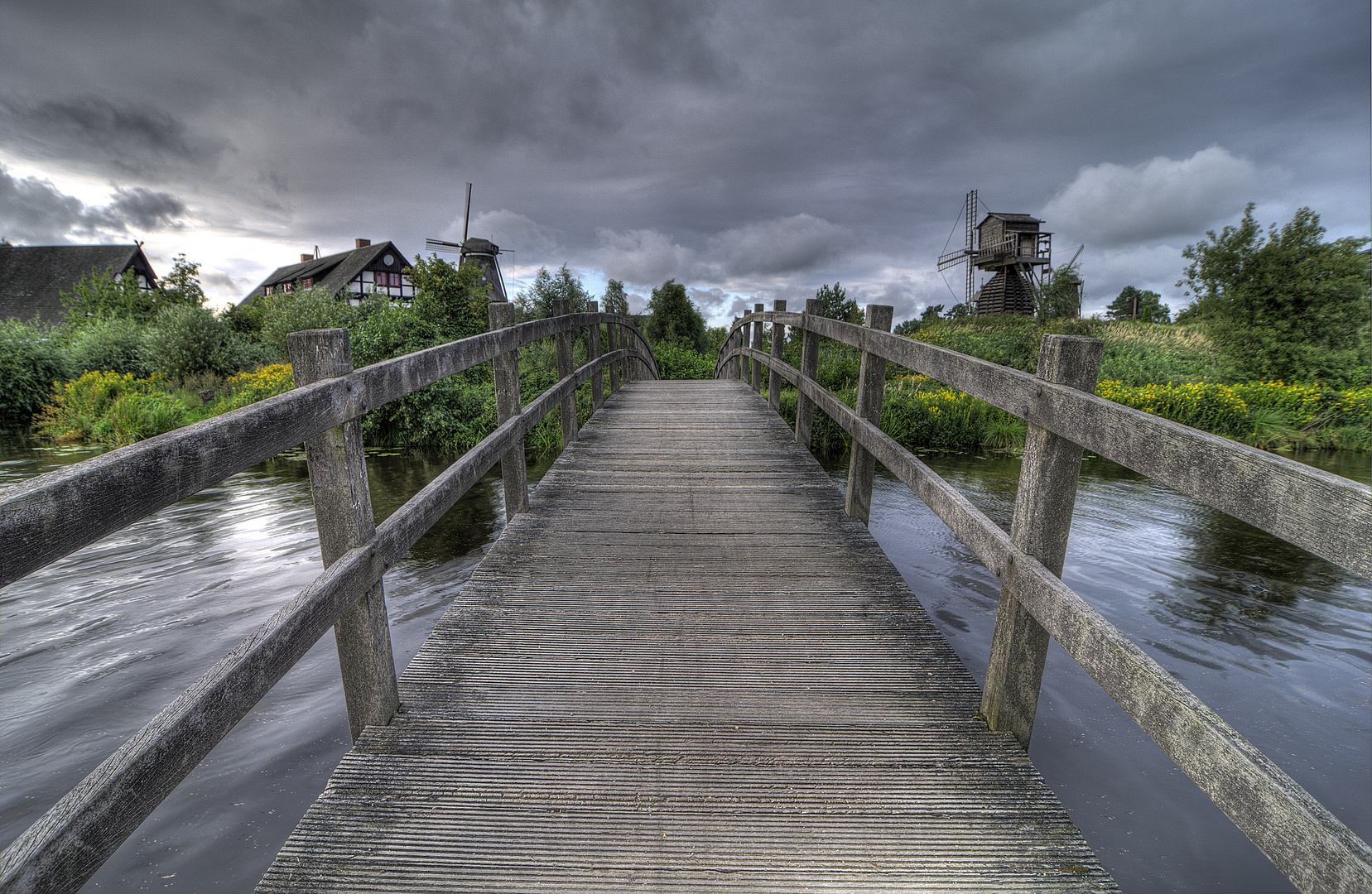 Holzbrücke