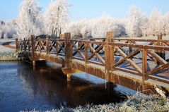 Holzbrücke im Papenburger Stadtpark