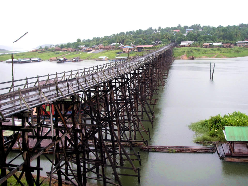 Holzbrücke in Sangkhlaburi / Kanchanaburi