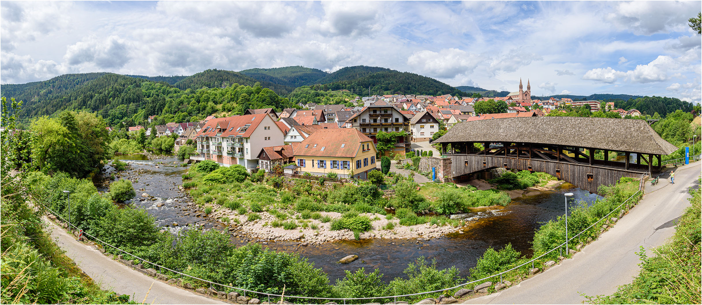 Holzbrücke über die Murg in Forbach