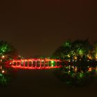 Holzbrücke und Jadebergtempel in Hanoi