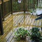 Holzdeck im Regen 2