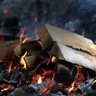 Holzfeuer fürs BBQ