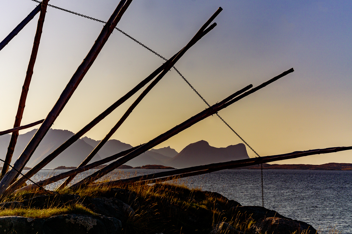 Holzgerüst-auf-Senja-Norwegen