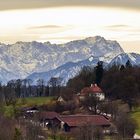 Holzhausen mit Zugspitzpanorama