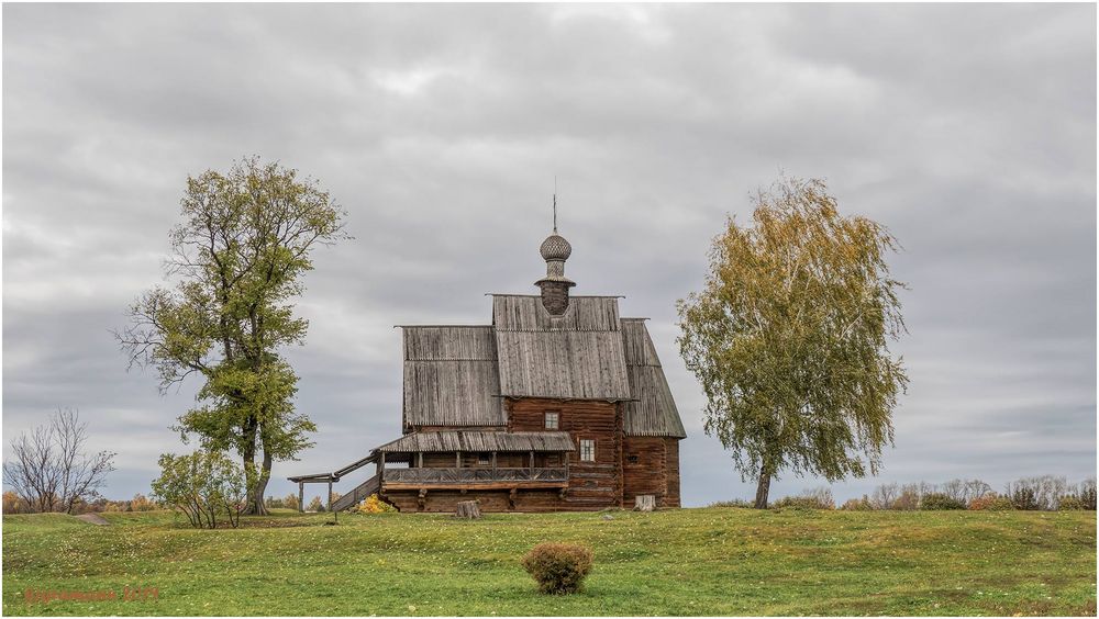 holzkirche in susdal....