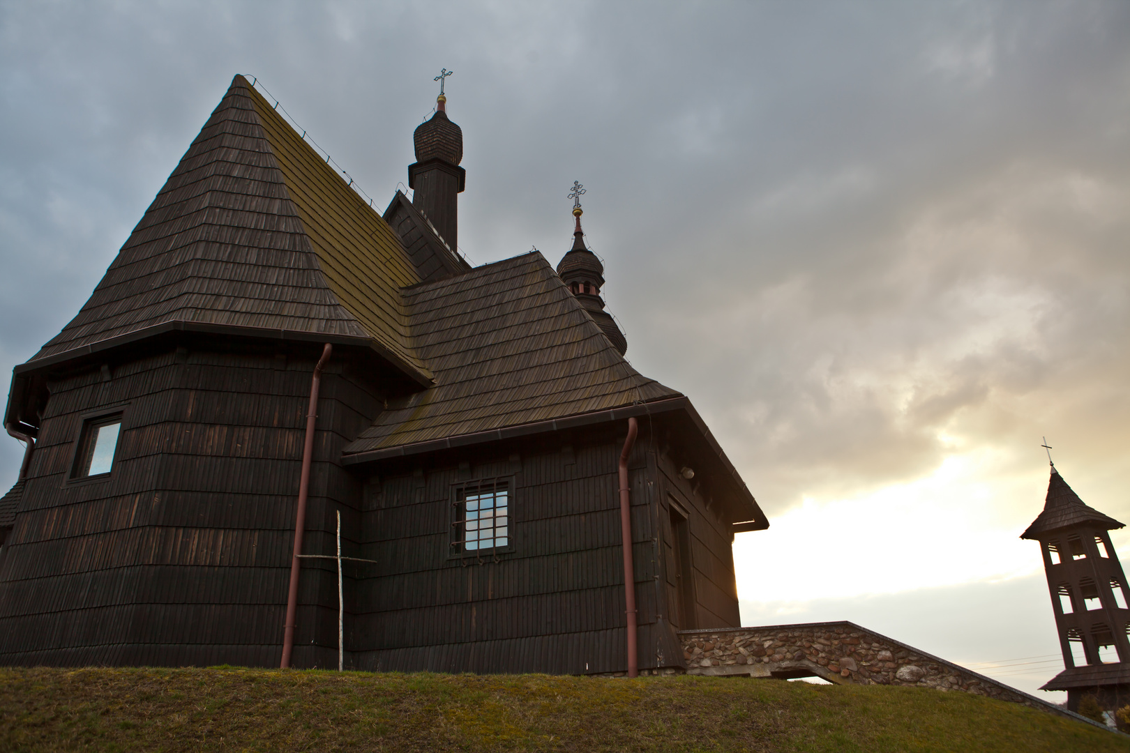 Holzkirche Nähe Czestochowa, Polen