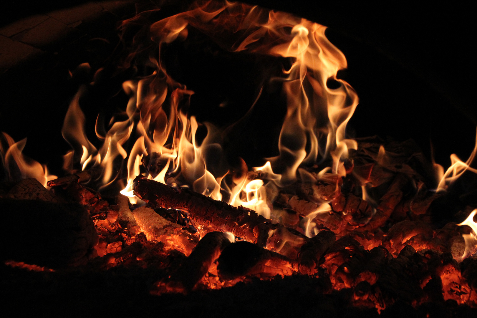 Holzofenfeuer