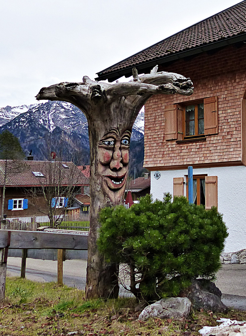 Holzschnitzkunst im Allgäu