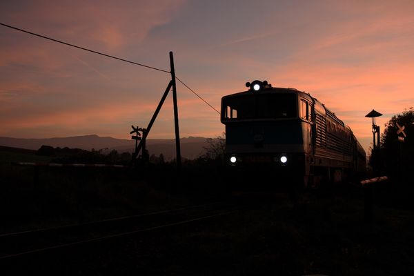 Holzschranke bei Nyrany .