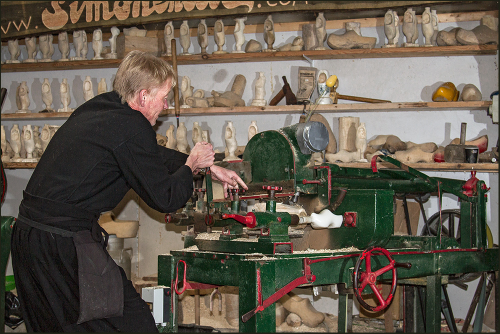 Holzschuhmacherwerkstatt