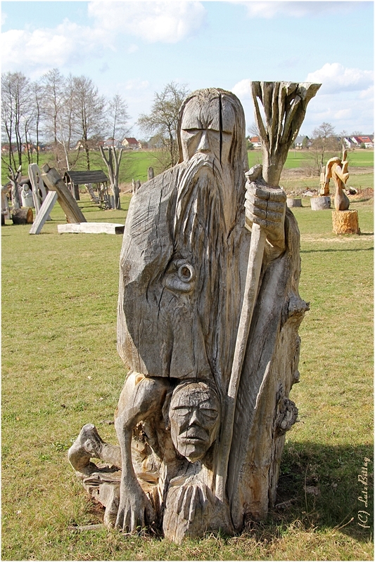 Holzskulptur