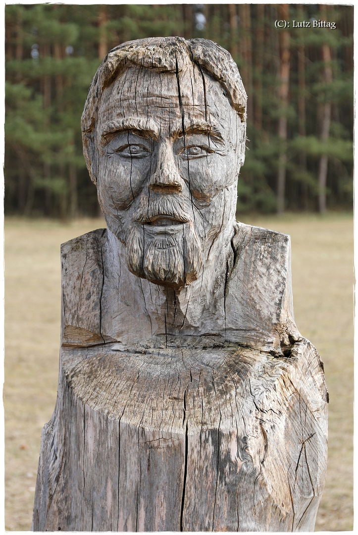 Holzskulptur in Tornau