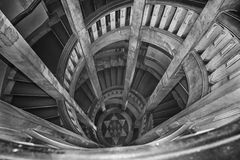 Holztreppe im Neuen Rathaus in Hannover