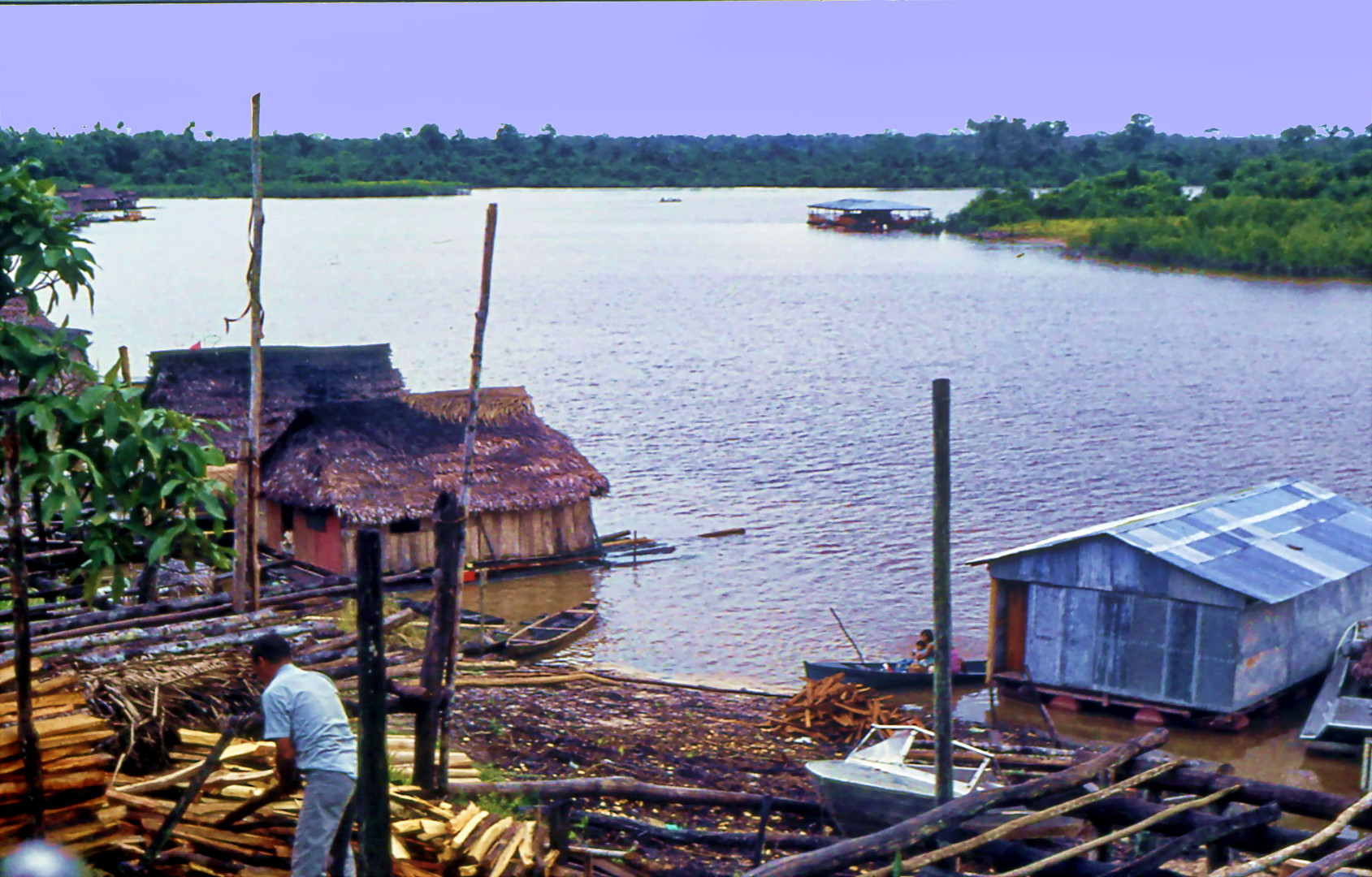 Holzverladestelle am Amazonas