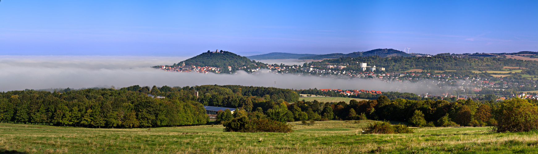 Homberg(Efze) Panorama im Herbstnebel