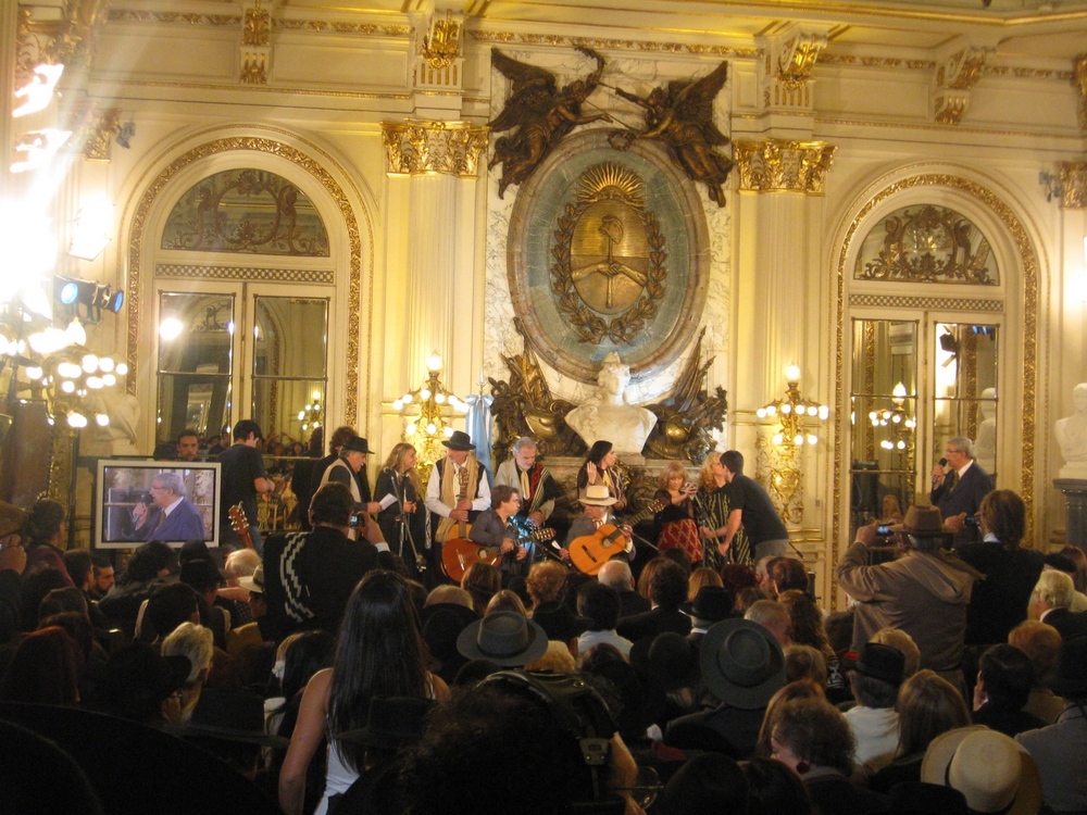 homenaje a alberto merlo en casa rosada,buenos aires