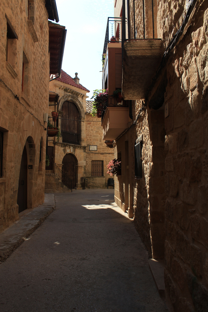 Homenaje  a las casas viejas, en Valderrobles  España 3