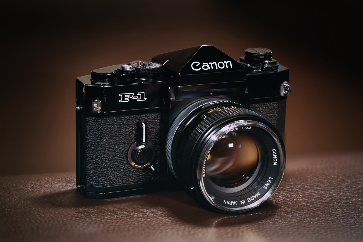 Hommage an die Canon F-1 (erstes Modell)