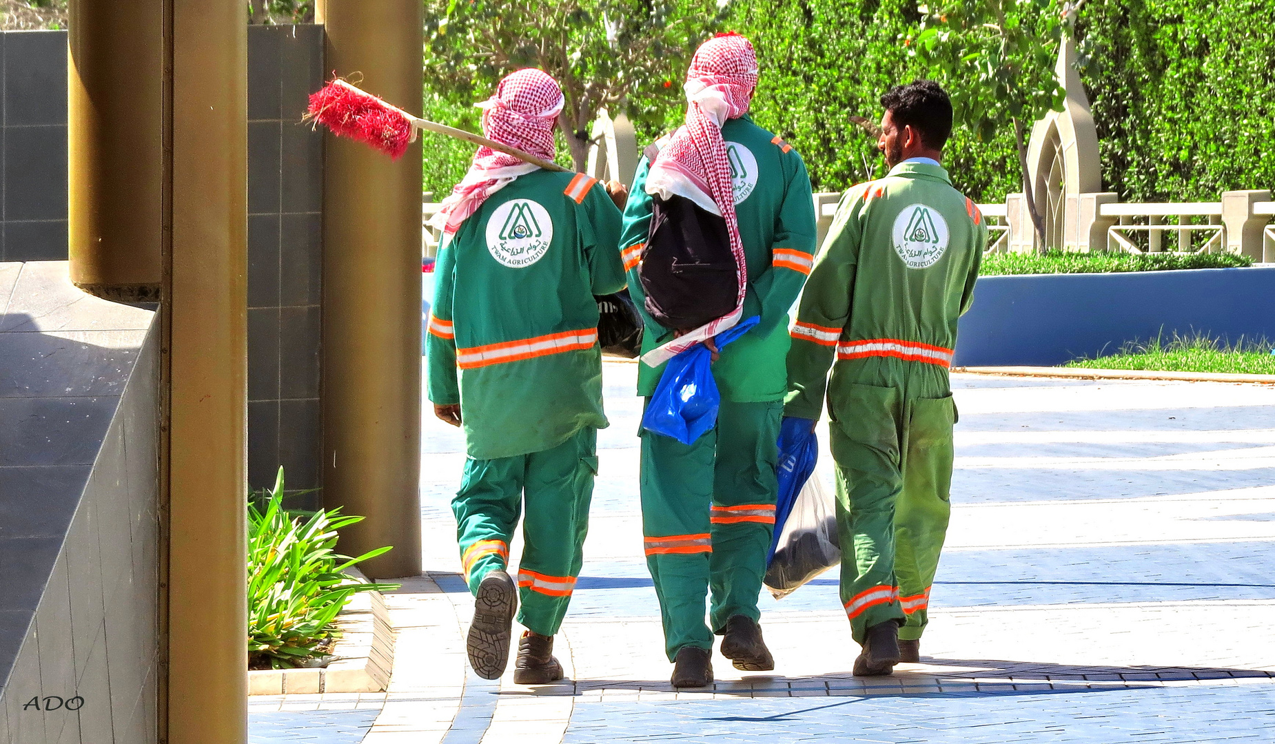 hommes en vert