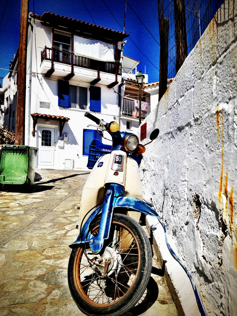 Honda 50 in Skiathos