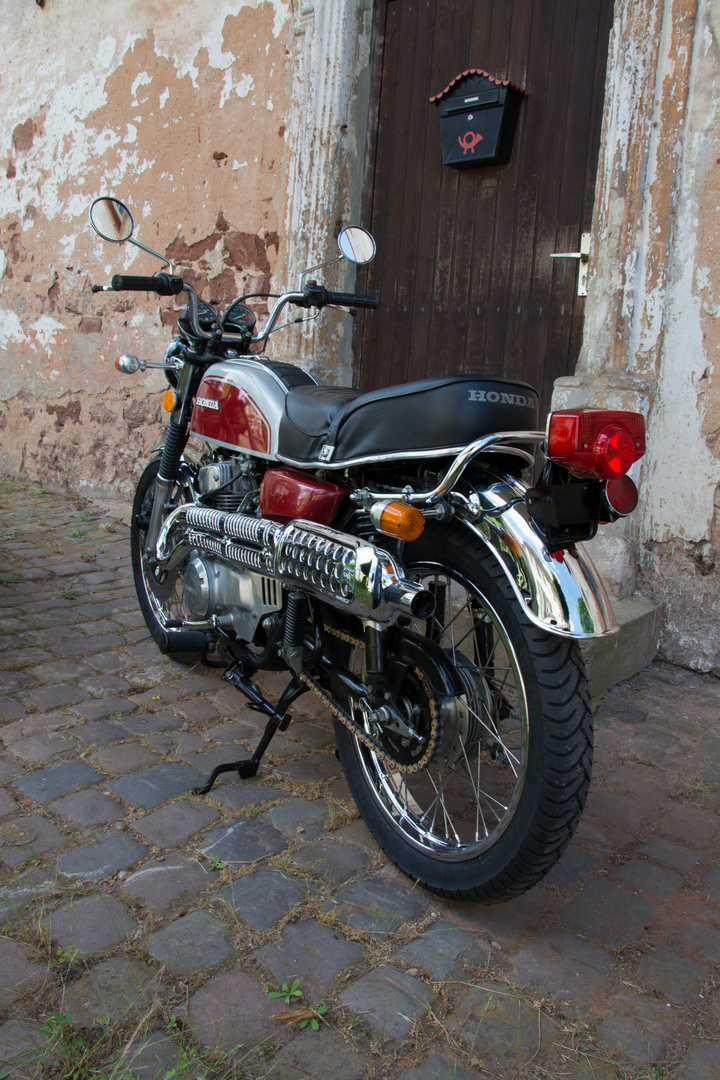 HONDA CB 200