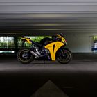 Honda CBR 1000 RR -1