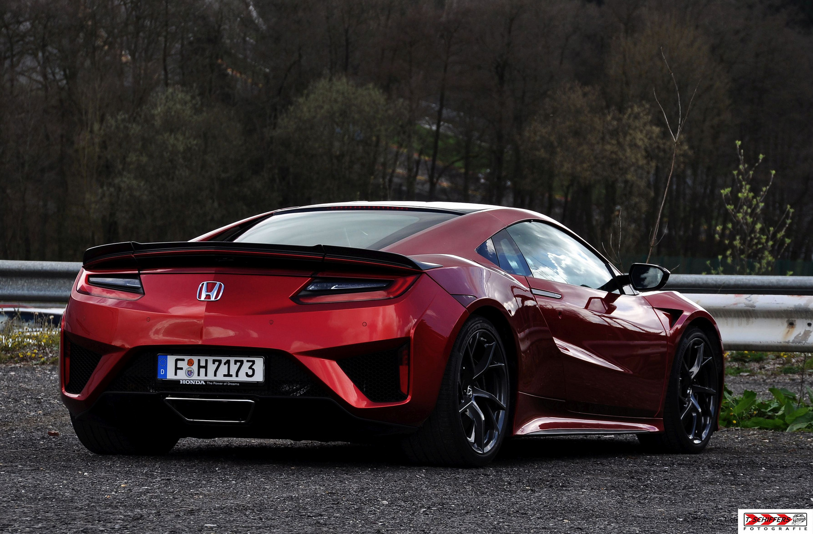 HONDA NSX HYBRID SUPERCAR