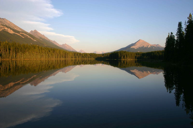 Honeymoon Lake am Icefield Parkway