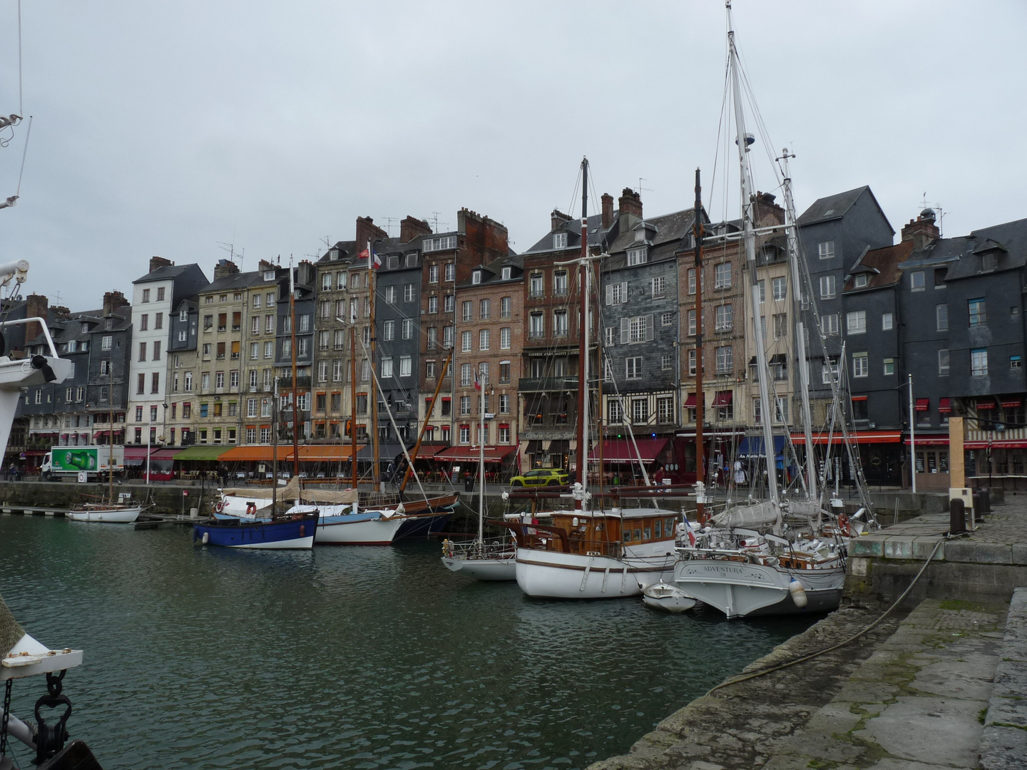 Honfleur, Couvert !