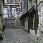 Honfleur - vieille ruelle..