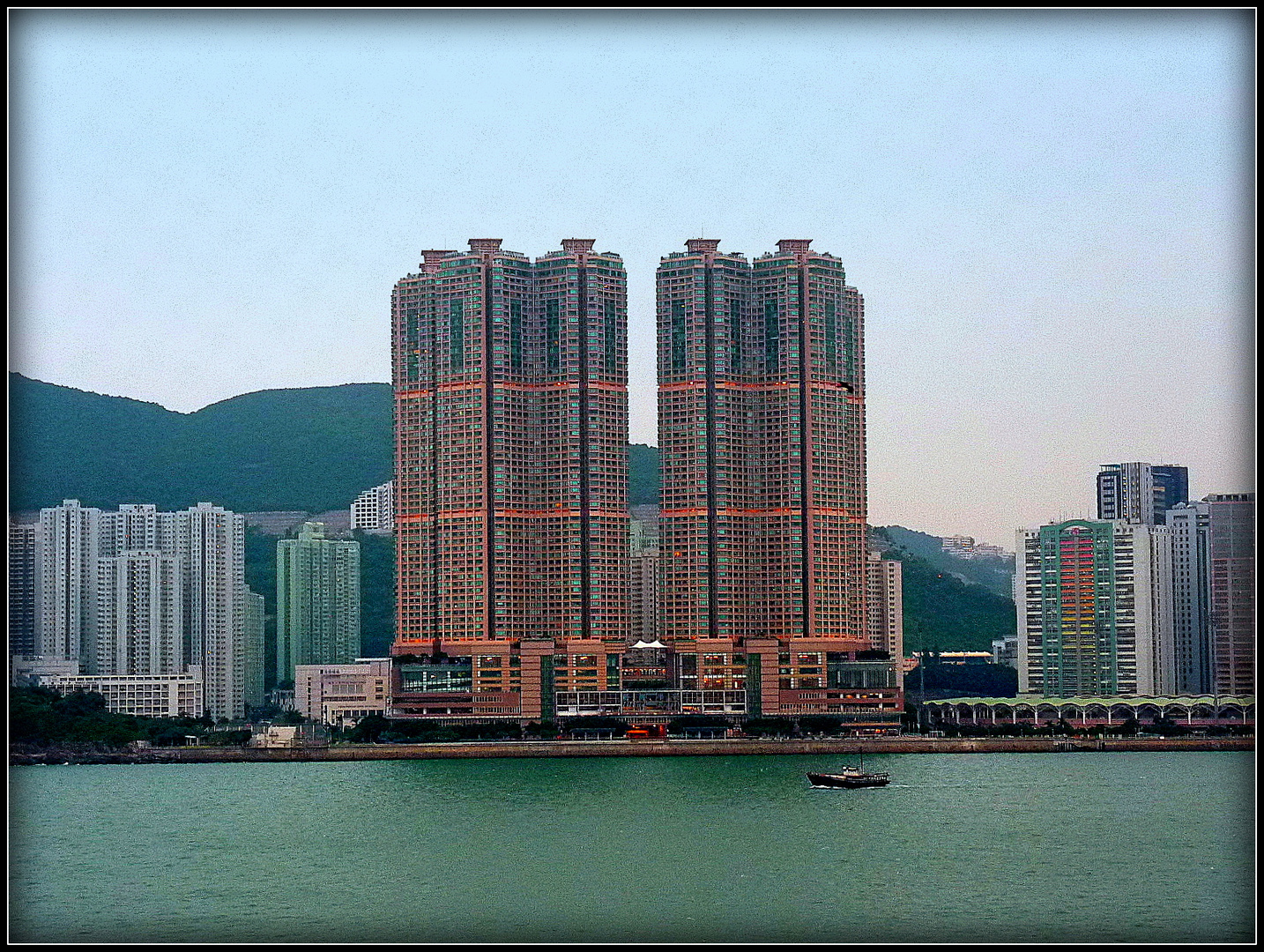 HONG - KONG - 4 - 