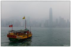 Hong Kong bei Nebel